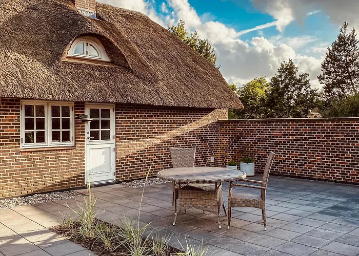 Ferienhaus Gorgeous In With Sauna